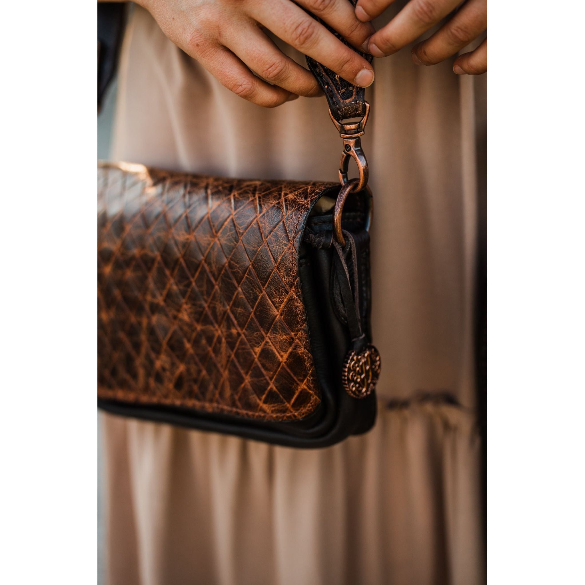 BUM10 - Diamond Weave Bum Bag - Double J Saddlery