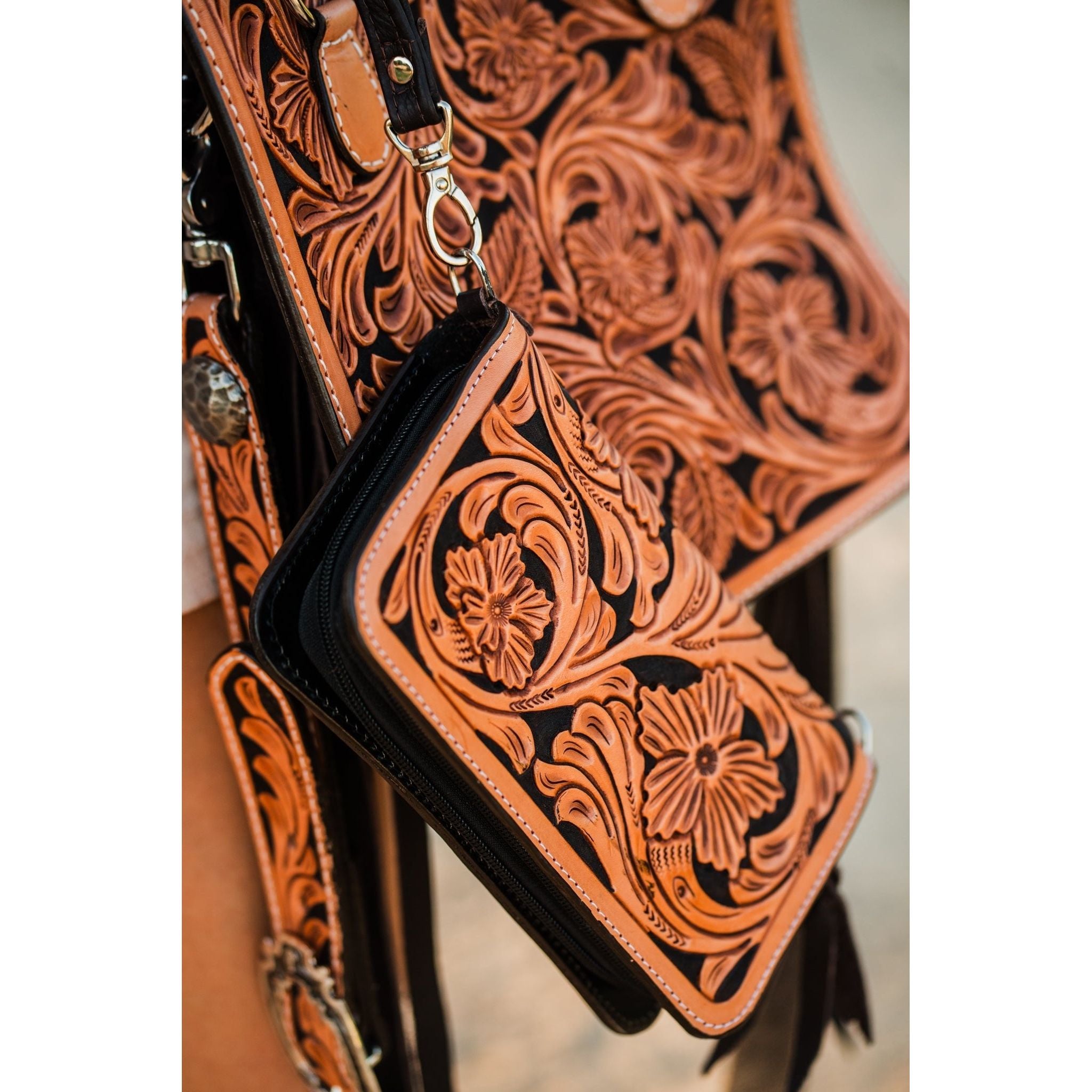 CO232 - Sheridan Daisy Clutch Organizer - Double J Saddlery