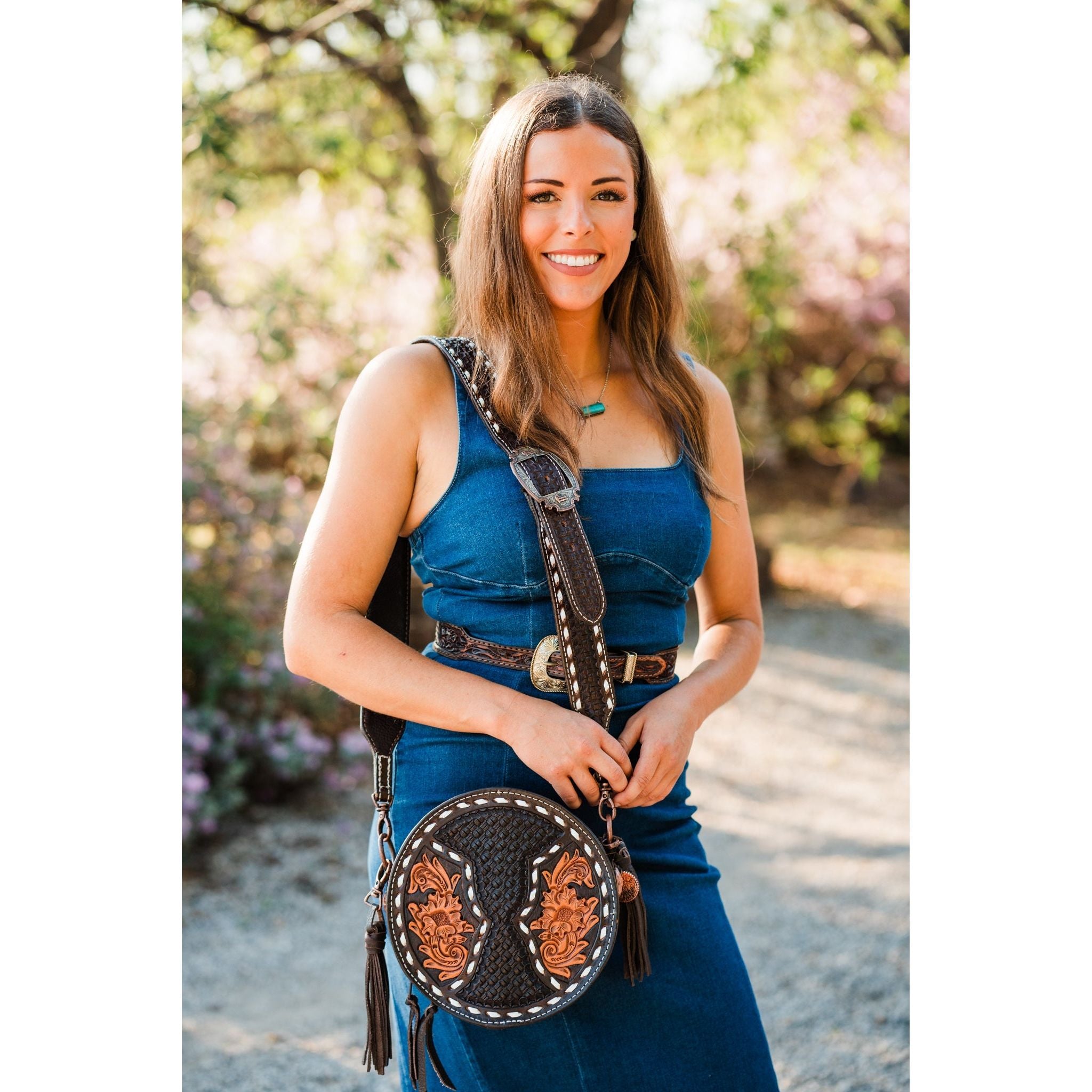 CRT15 - The Western Circle Tote - Double J Saddlery