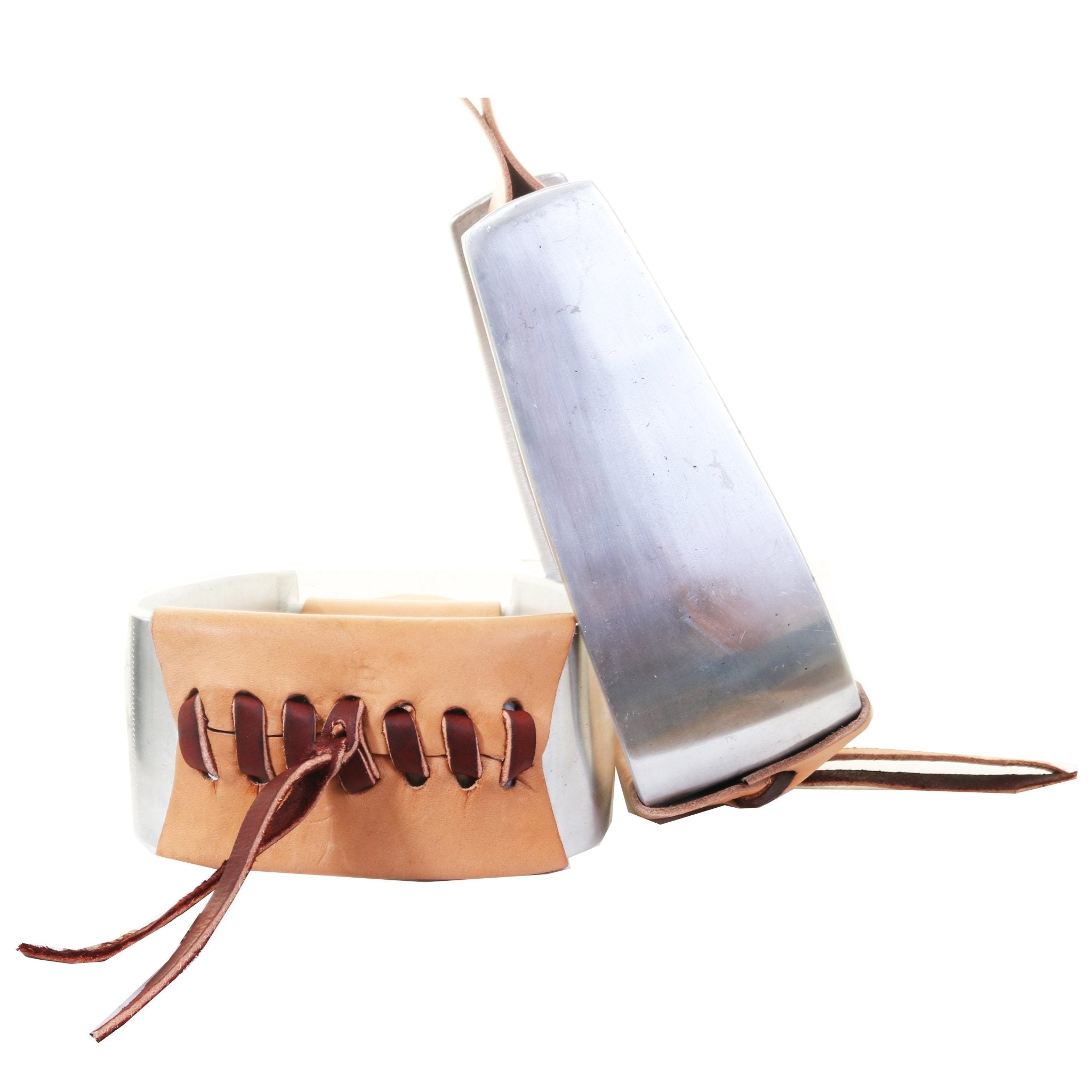 STU25A - Engraved Aluminum Roper Stirrups - Double J Saddlery