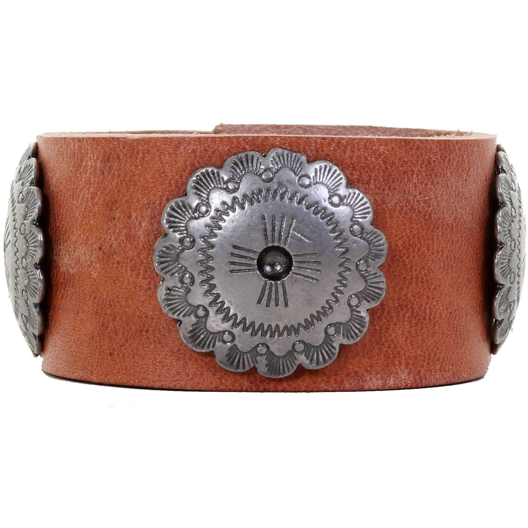 Cuf11/401 - 1 1/4 Harness Leather Concho Cuff Jewelry