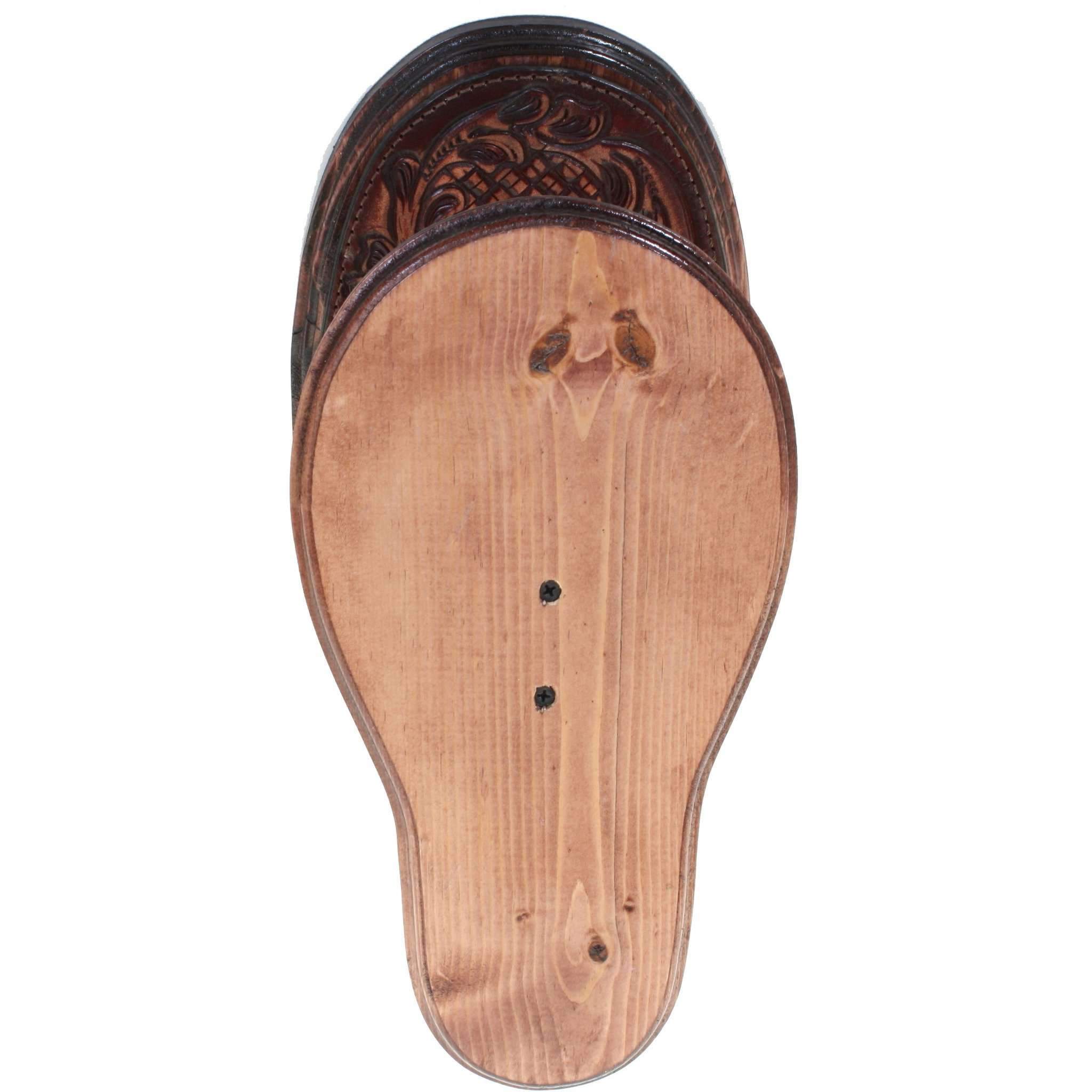 Em02 - Tooled European Mount Hunting