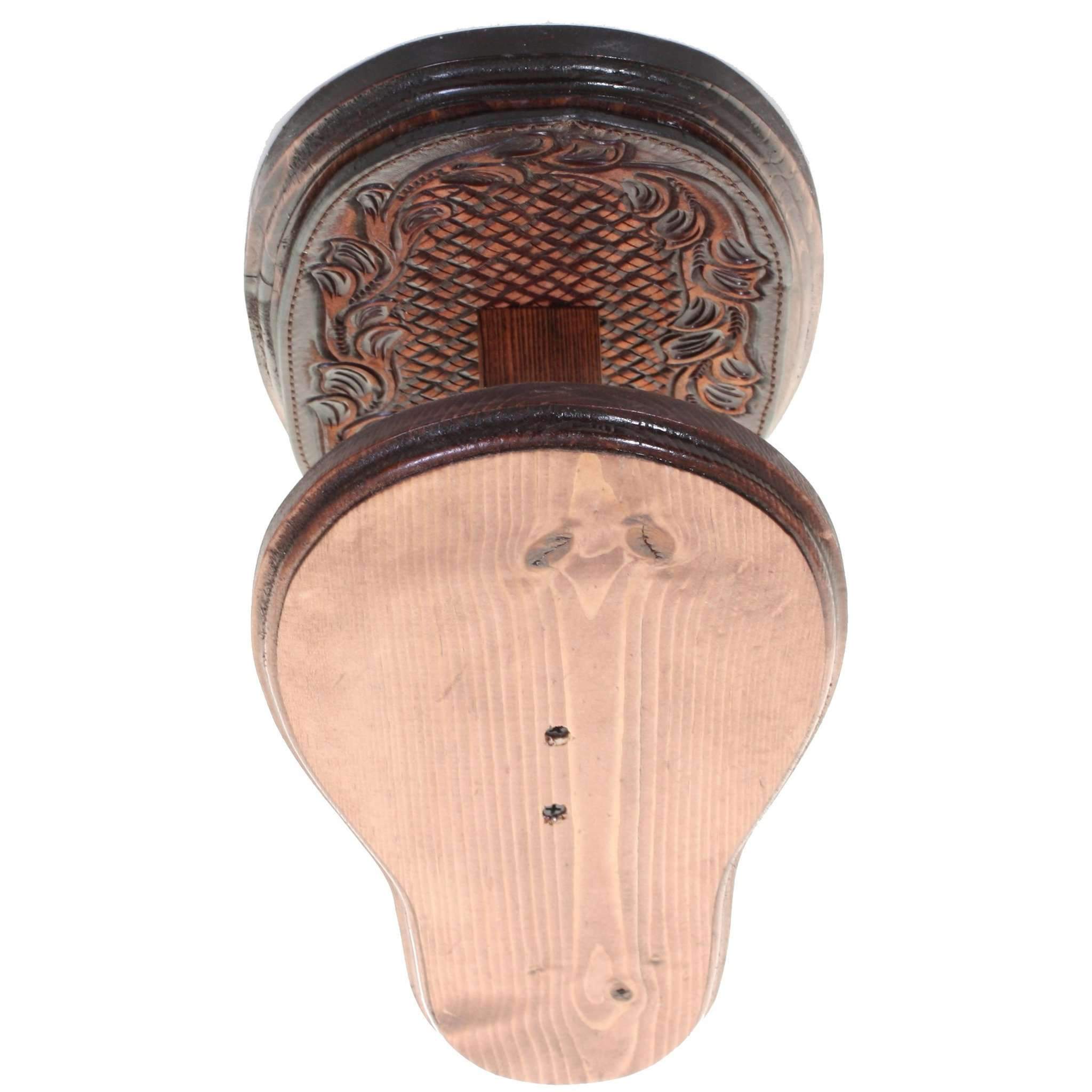 Em02 - Tooled European Mount Hunting