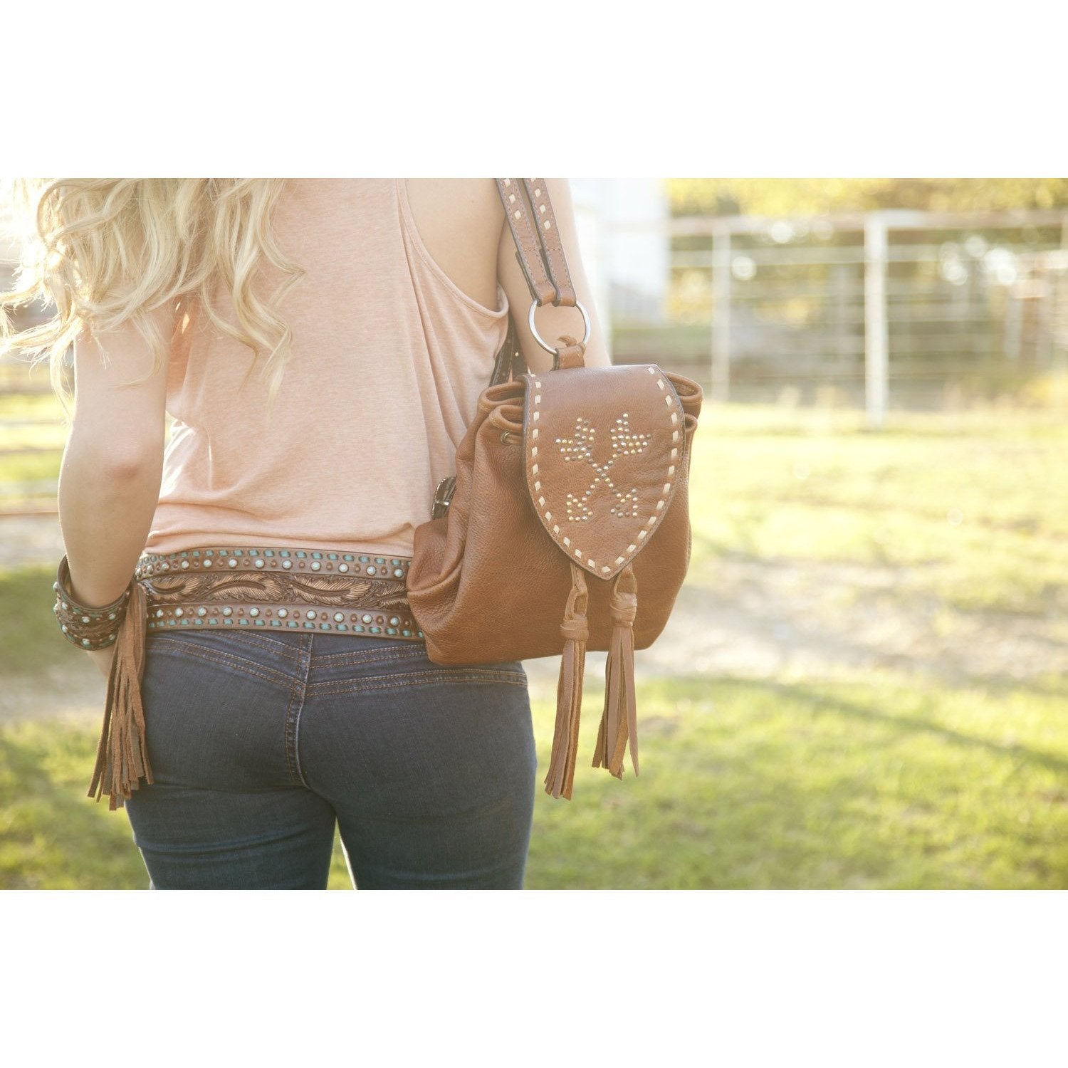 Bp04 - Brandy Pull-Up Arrow Backpack Handbag