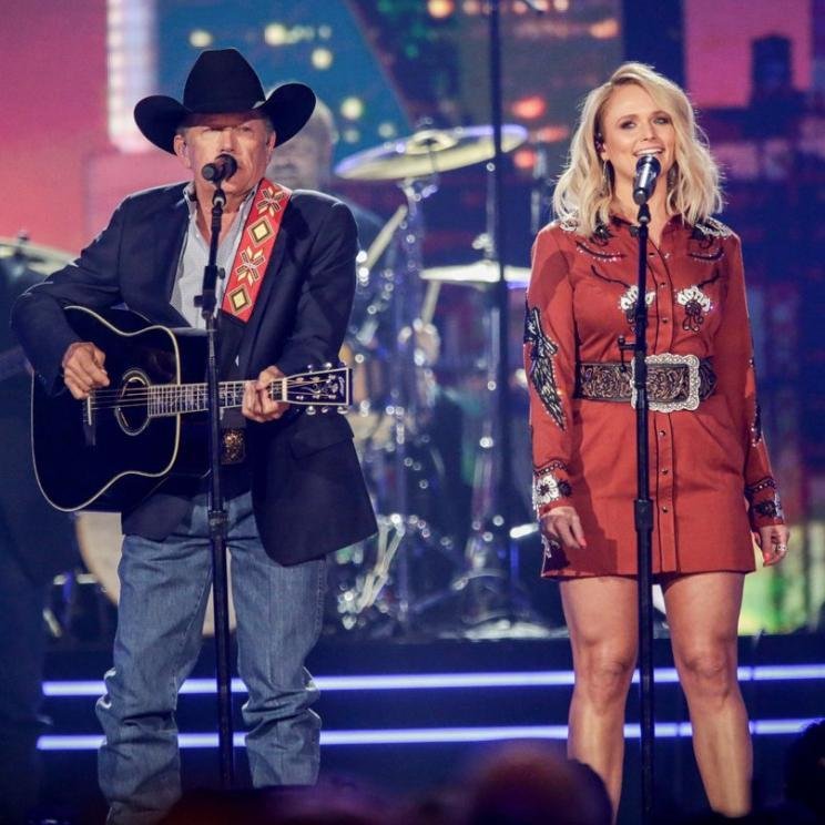 B1089 - Brown Vintage Crystal Name Belt Belt