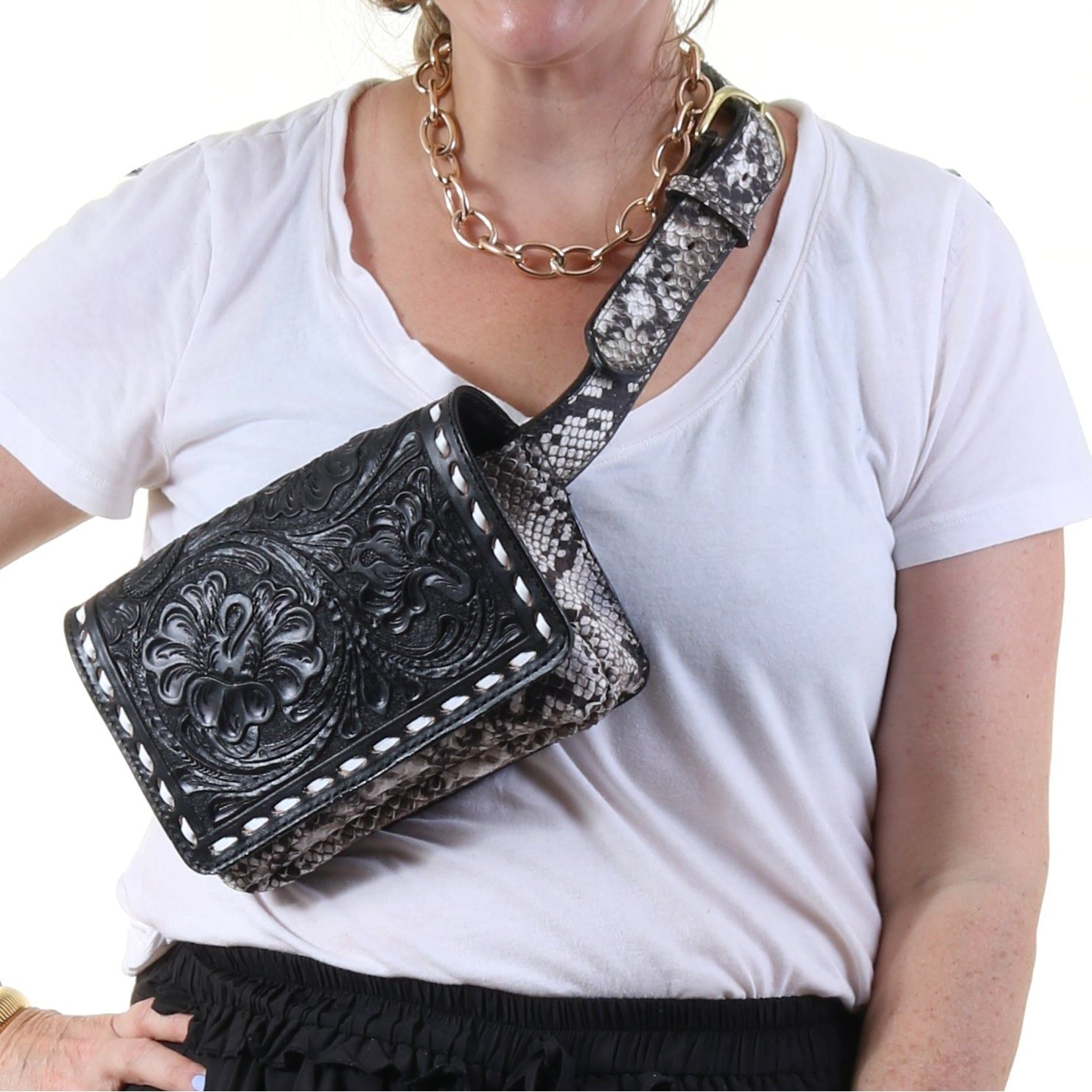 BUM02 - Texas Poppy Bum Bag - Double J Saddlery