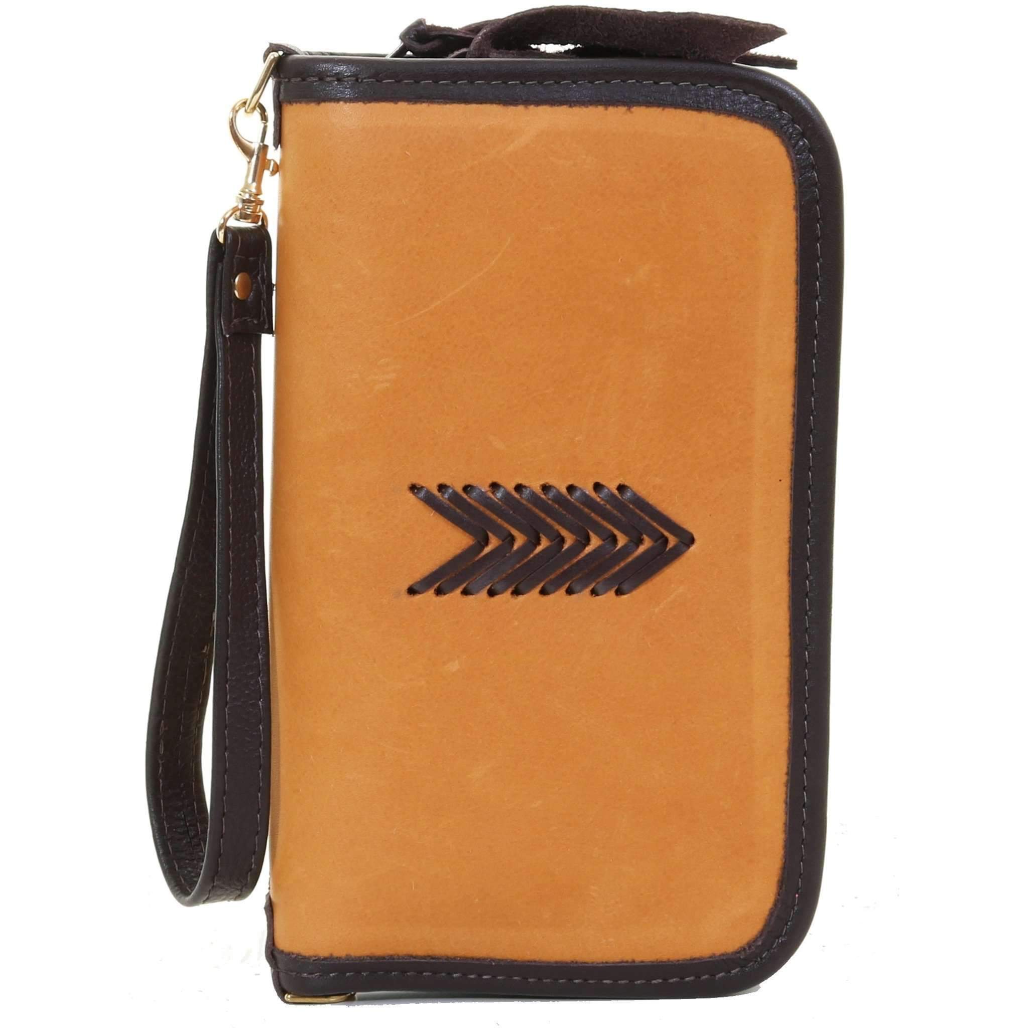 CO174 - Buckskin V Design Clutch Organizer - Double J Saddlery