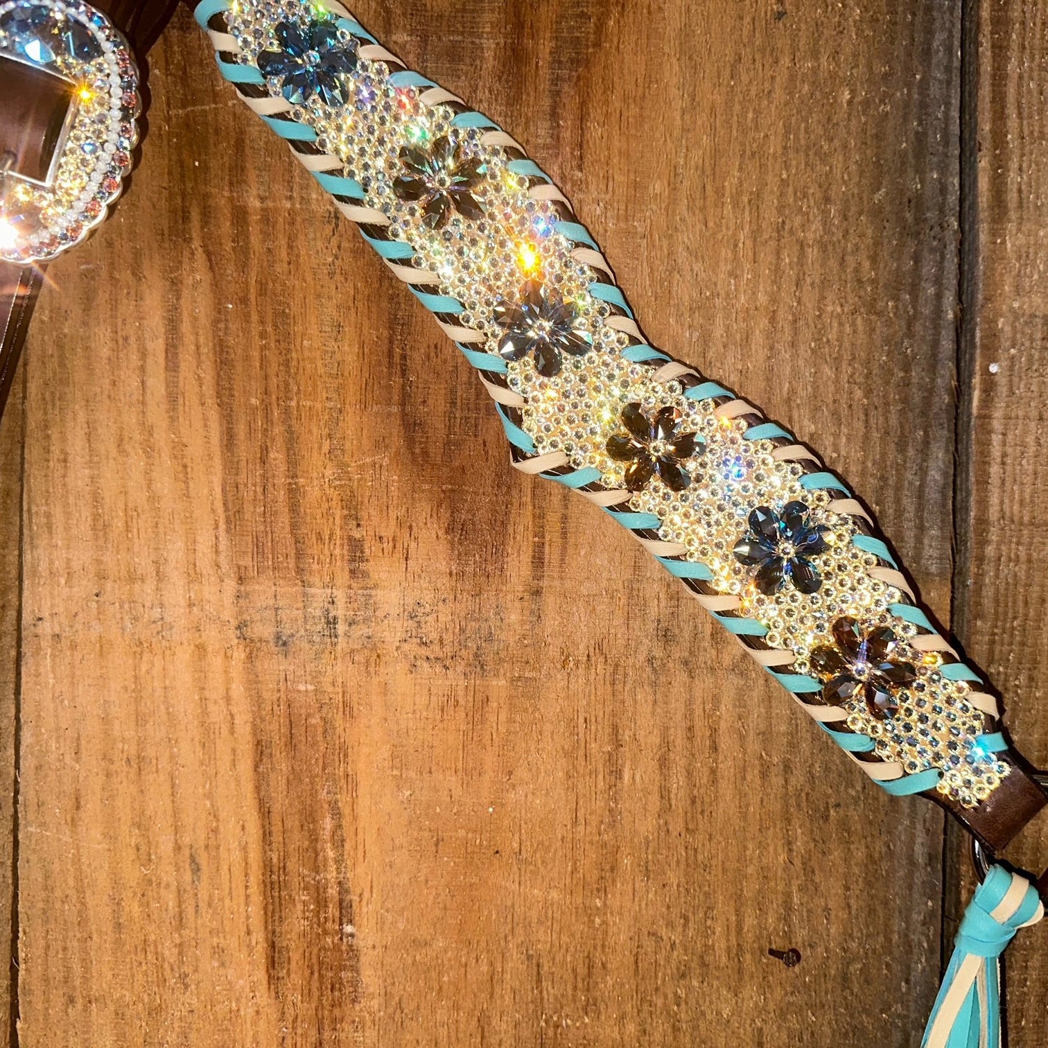 DAZ04 - STEER HEAD - Double J Saddlery