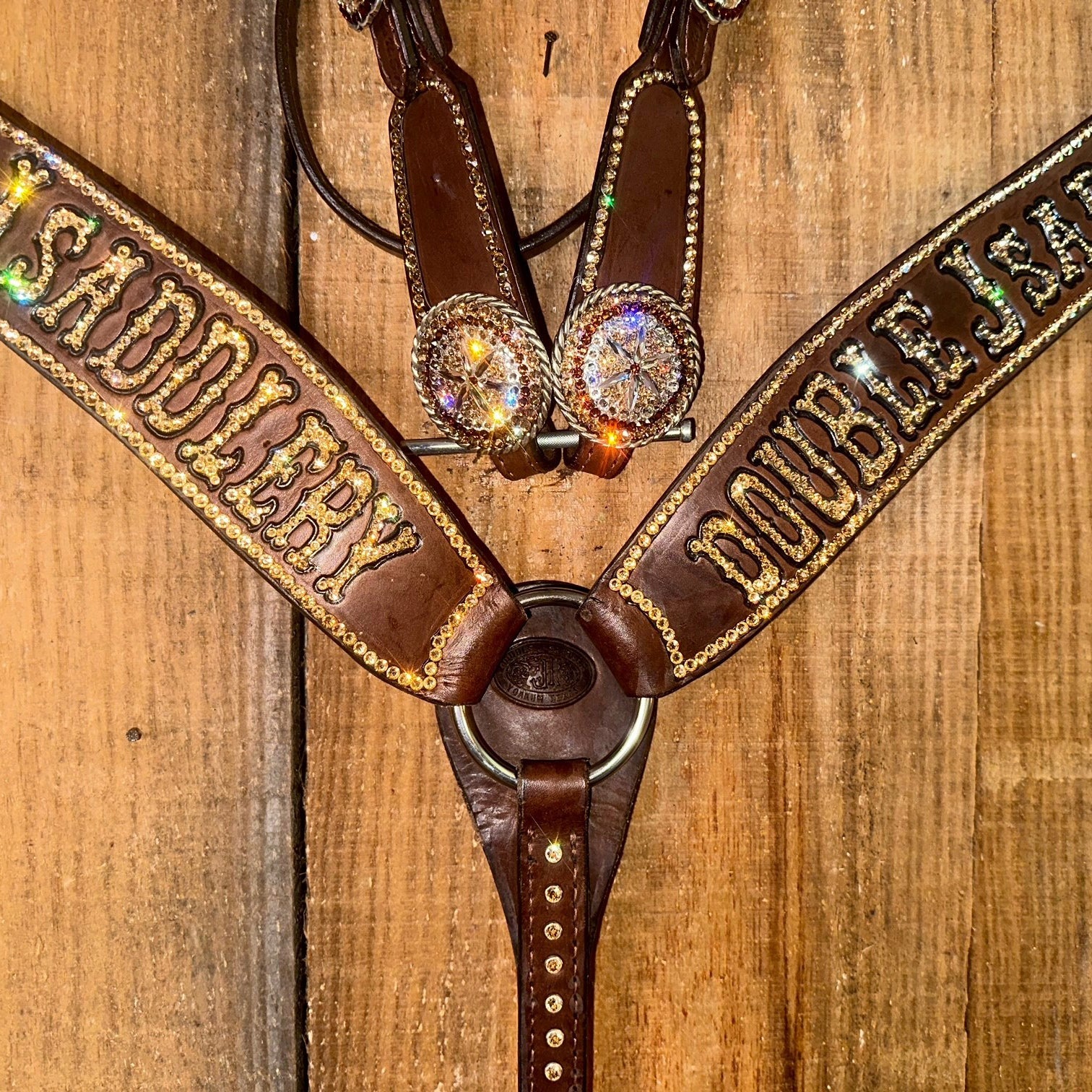 DAZ12 - GOLD JJ - Double J Saddlery