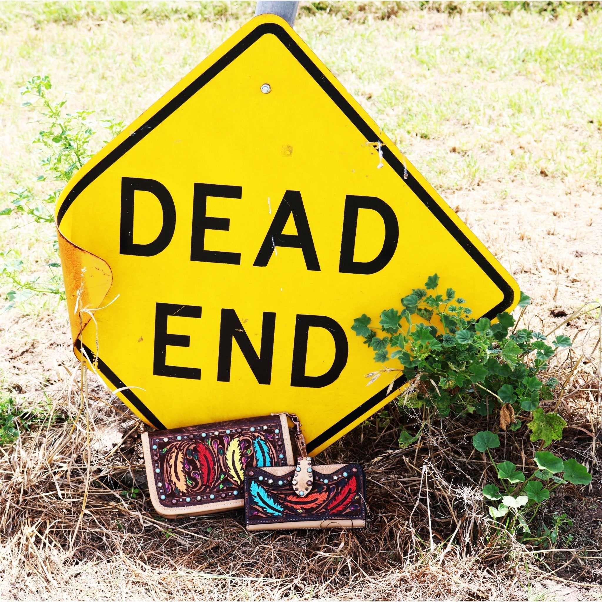 LW185 - Brown Vintage Feather Ladies Wallet - Double J Saddlery