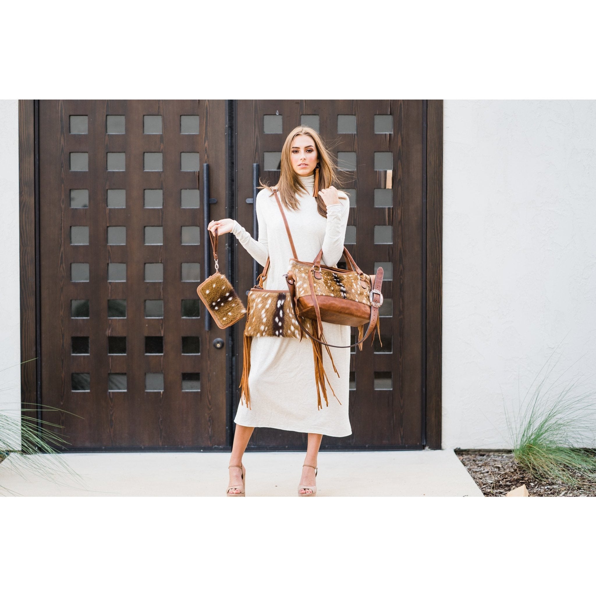 MT53 - Axis Hair Medium Tote - Double J Saddlery