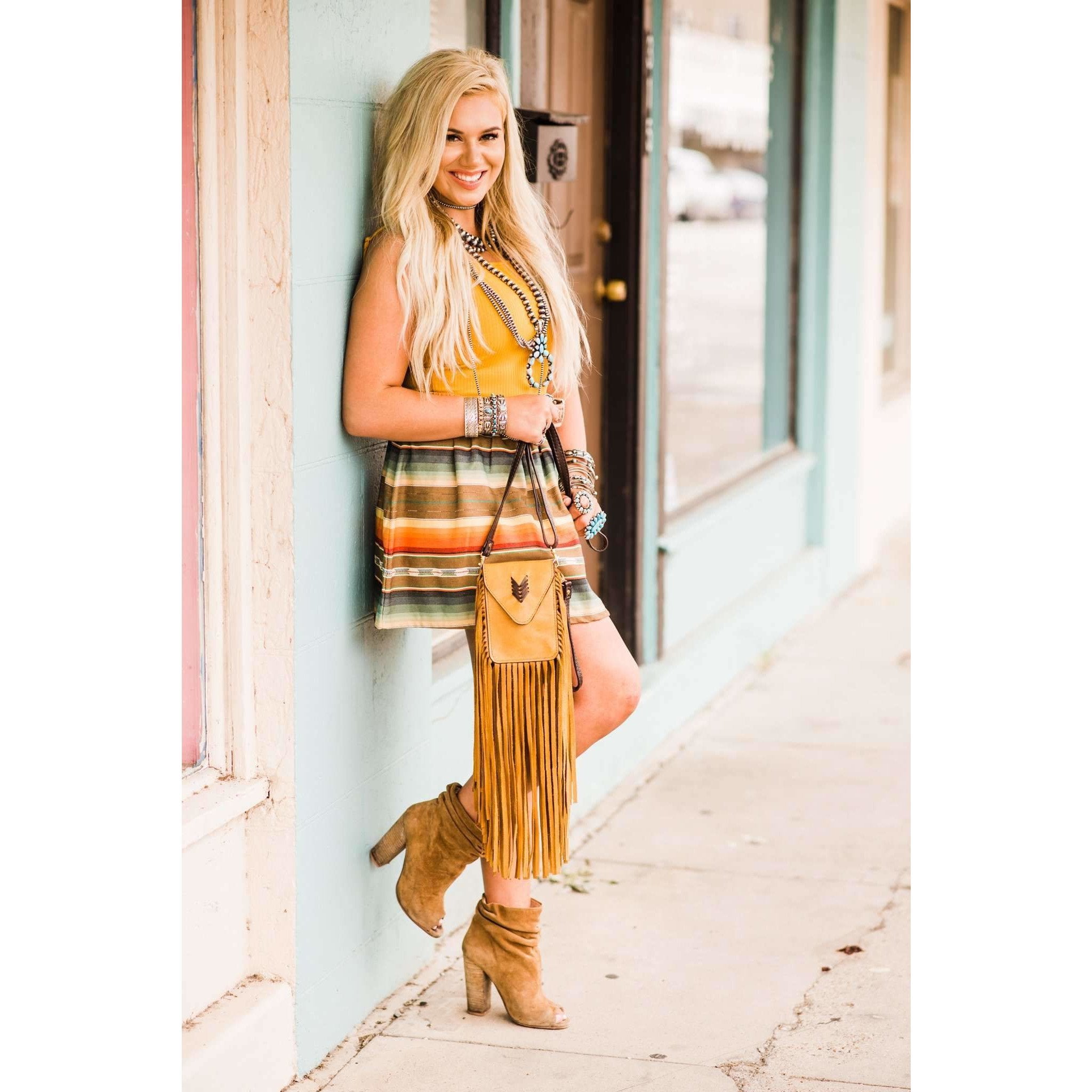 NSP07 - Buckskin V Design Stadium Purse - NSP07 - Double J Saddlery