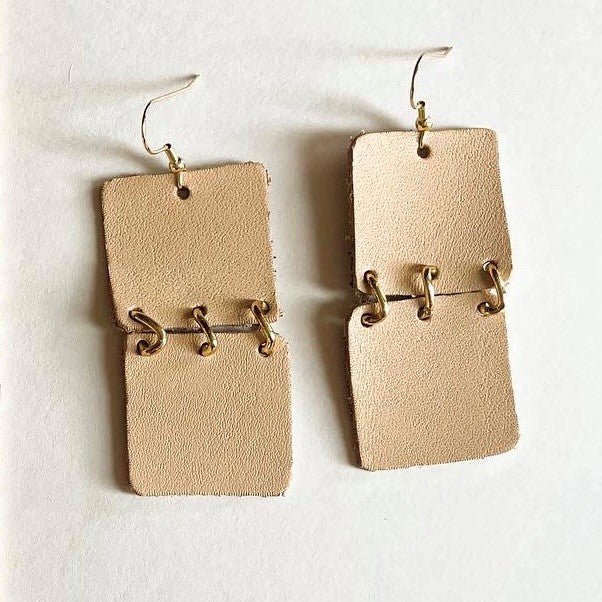VE128 - The Naturalist Earrings - Double J Saddlery