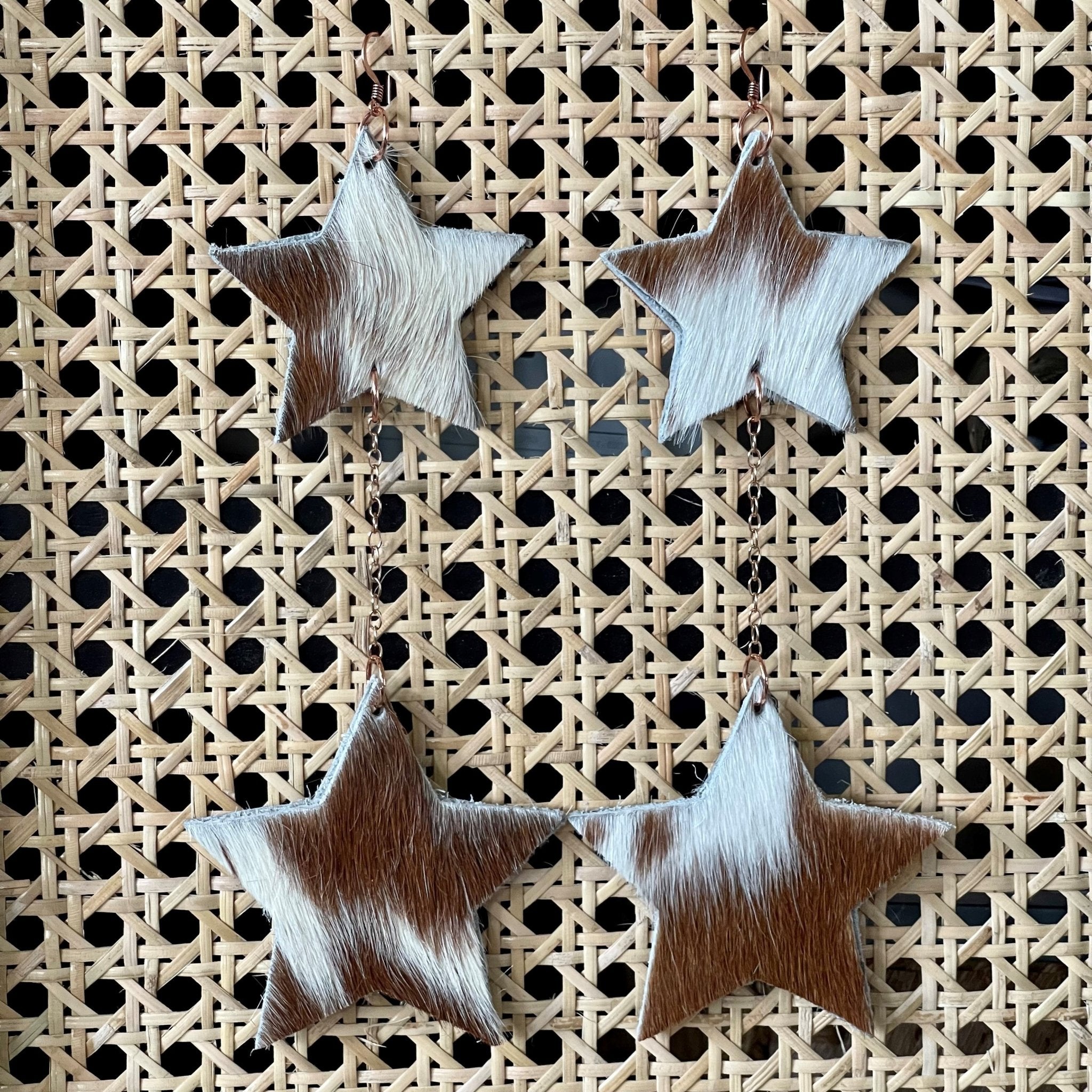 VE82 - Vestige Cowhide Star Leather Earrings - Double J Saddlery