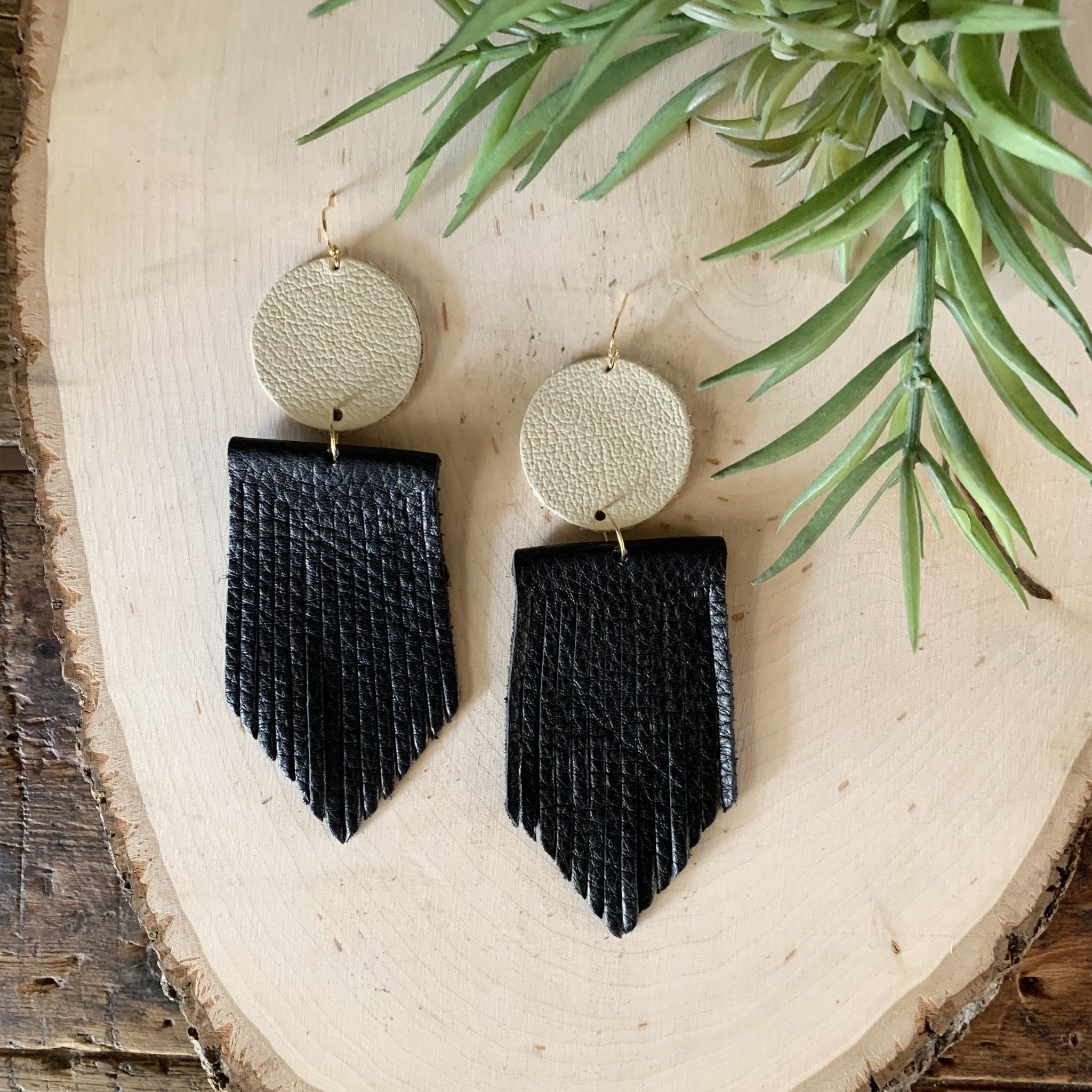 VE85 - Vestige Cream and Black V Fringe Earrings - Double J Saddlery