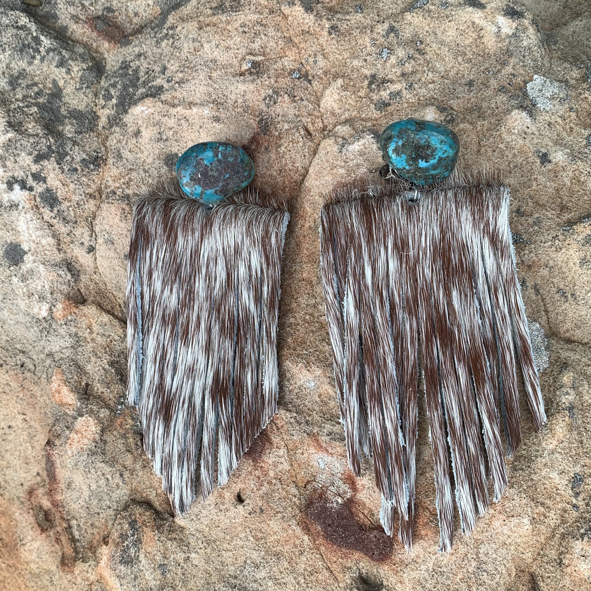 VE88 - Vestige Cowhide and Turquoise Nugget Earrings - Double J Saddlery