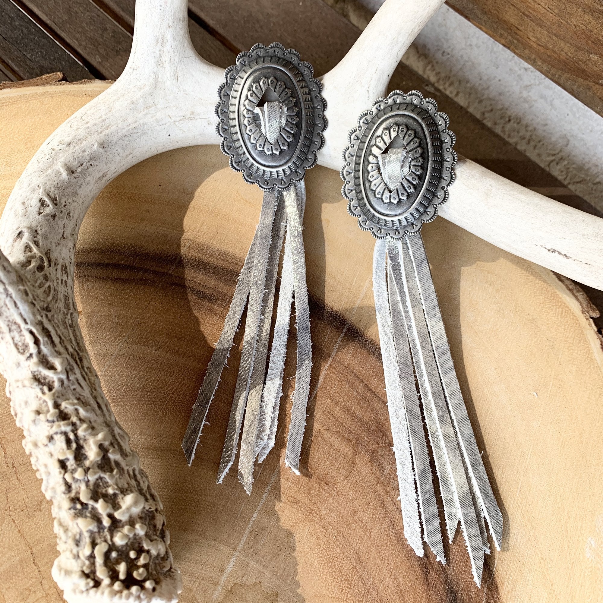 VE91 - Vestige Southwest Concho Fringe Earrings - Double J Saddlery