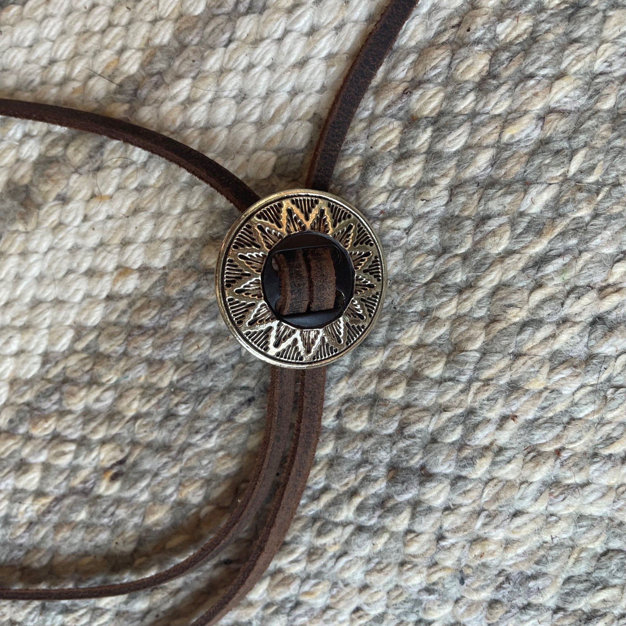 VN115 - Vestige Bolo Necklace - Double J Saddlery