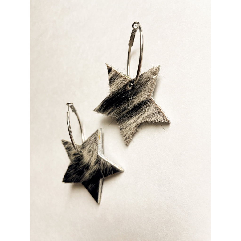 VE119 - Small Cowhide Star Earrings - Double J Saddlery