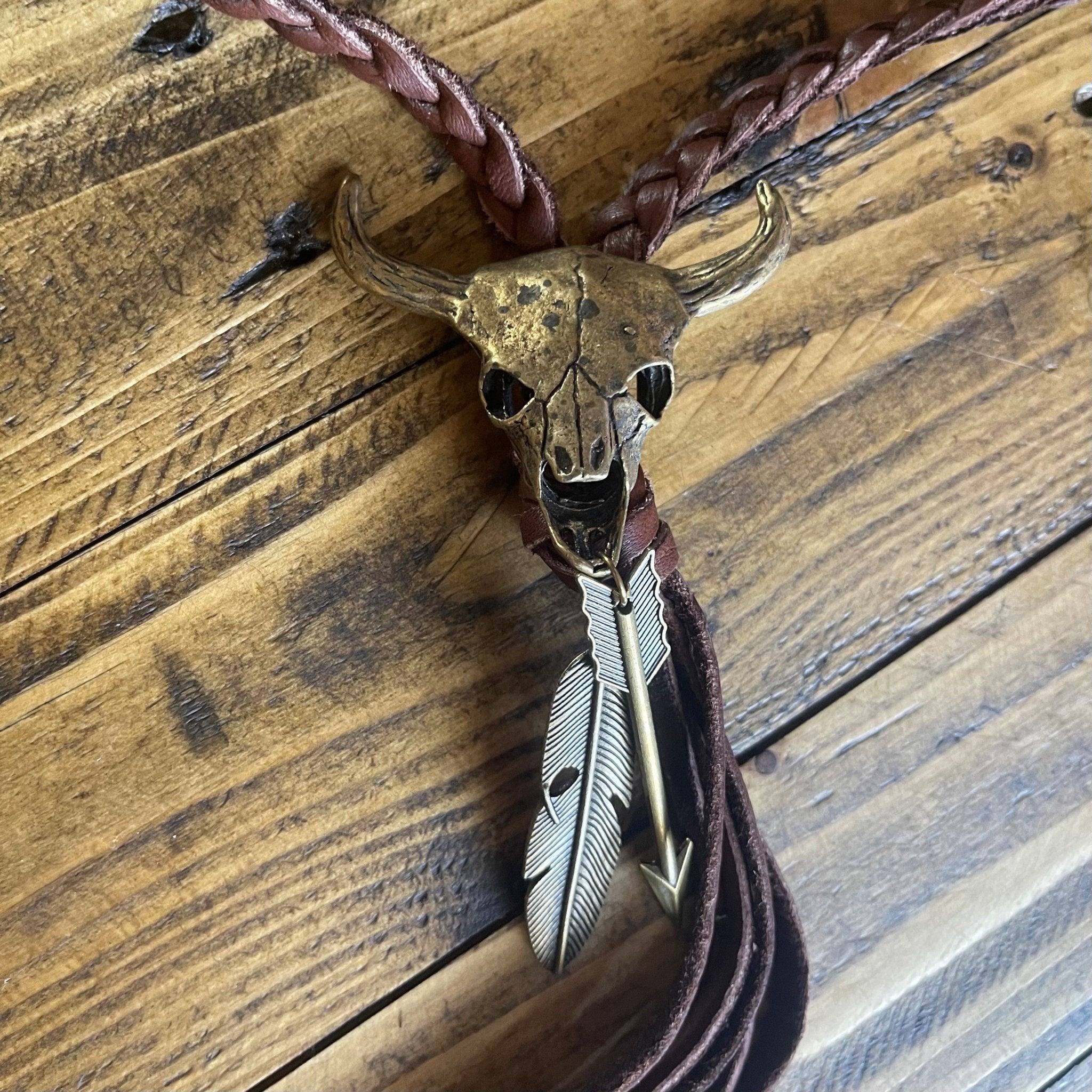 VN100 - Vestige Braided Chocolate Elk Skin Necklace - Double J Saddlery